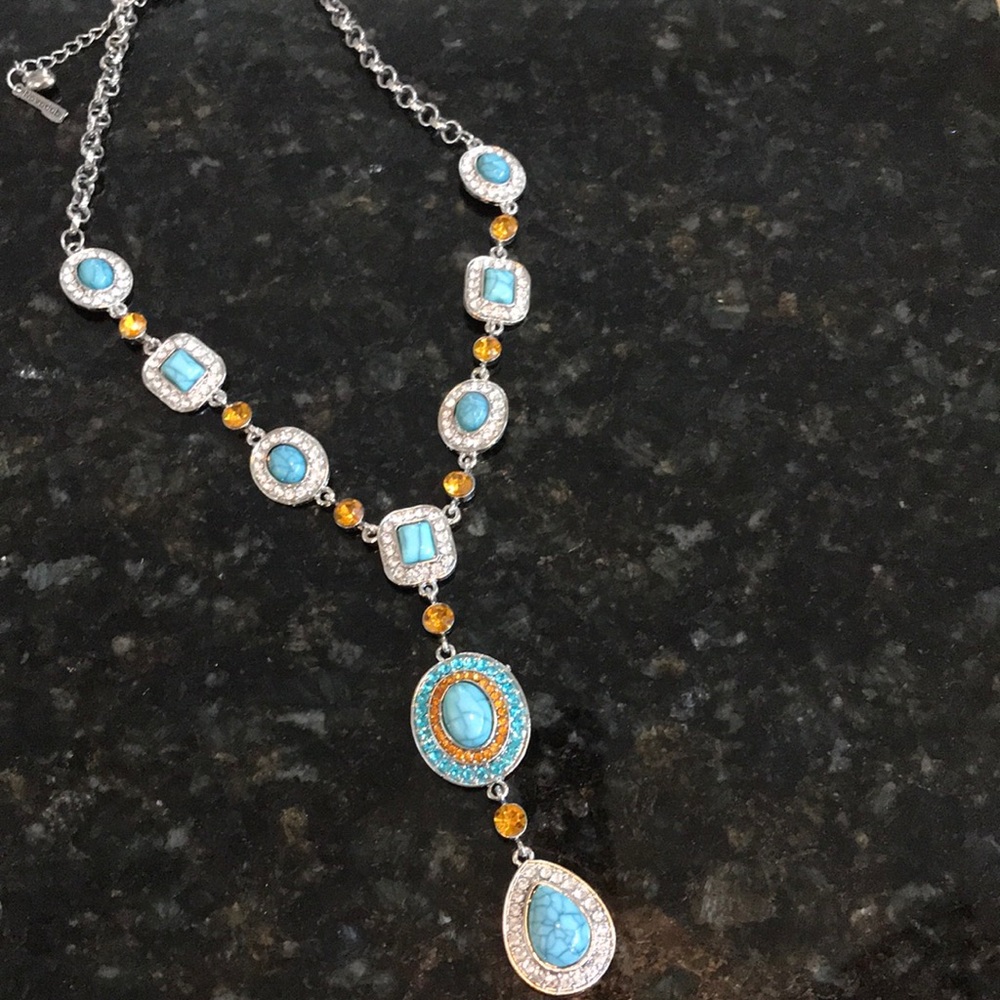 Novadab Necklace